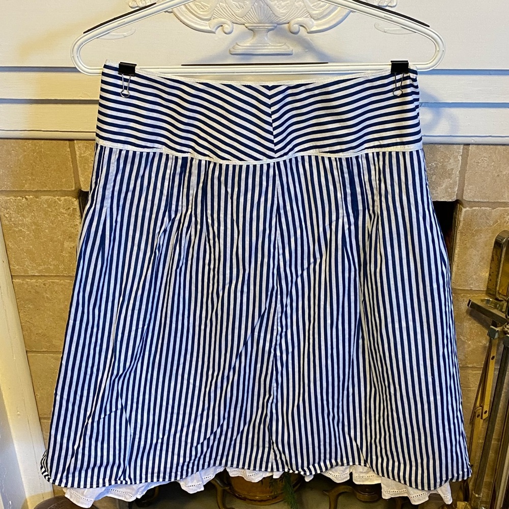 Women’s High Waisted Skirt